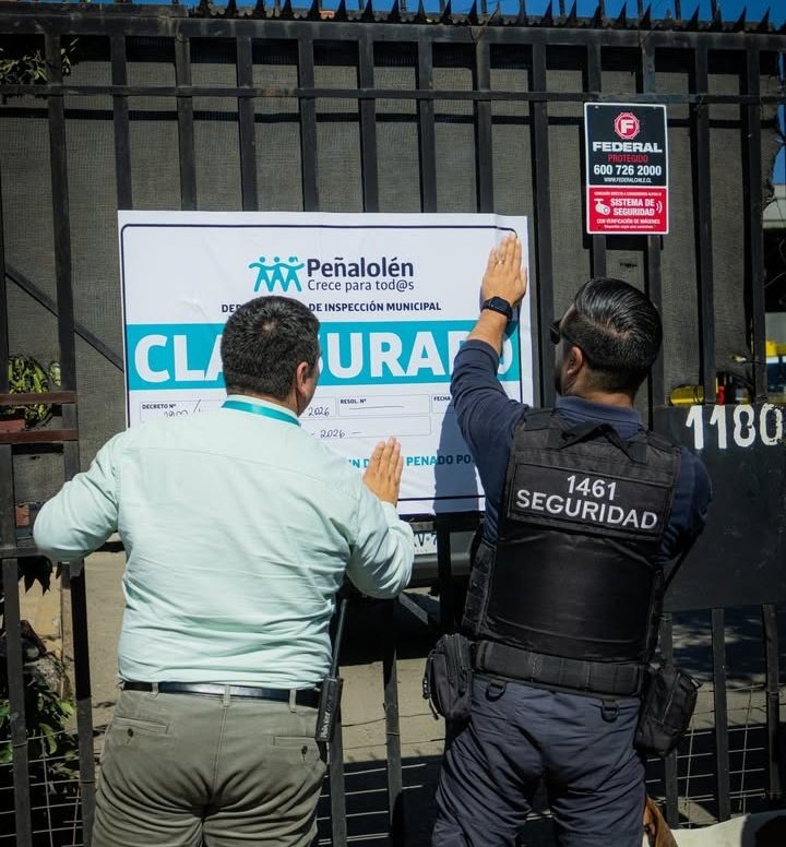 Municipalidad de Peñalolén clausuró estacionamiento ilegal de camiones recolectores de basura administrado por Ñuñoa