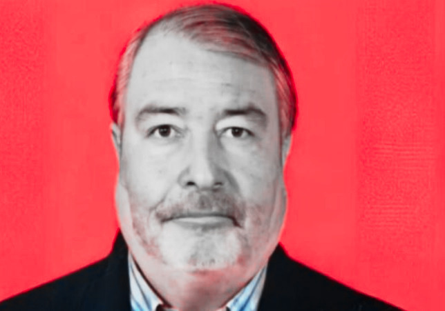 Revelan que Eduardo Macaya sigue siendo alguacil de Carabineros pese a estar condenado por abuso sexual